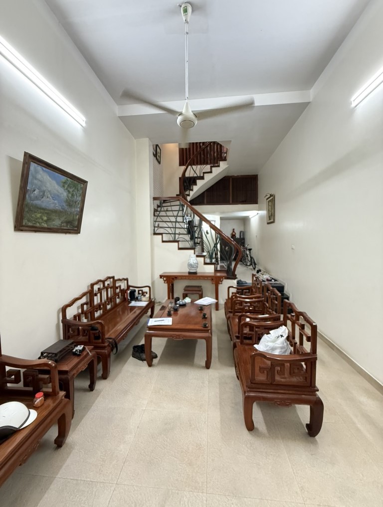 KHU CỰC ÍT NHÀ BÁN - HOÀNG CẦU - PHÂN LÔ Ô TÔ TRÁNH - 52M2 - 5 TẦNG - MẶT TIỀN 4.2M - 27 TỶ - VIP!!